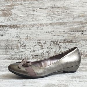 NWOT Etienne Aigner Patent Leather Silver Flats